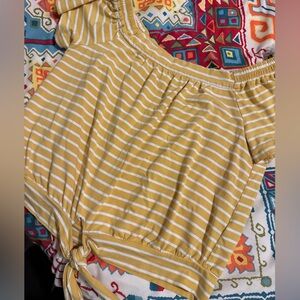 Umgee Striped Off-Shoulder Tie-Hem Women’s Top in Mustard Yellow!
